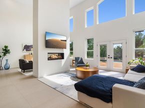 1 Sparrowglen LN, The Hills TX 78738