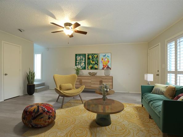 6718 Silvermine DR 201, Austin TX 78736
