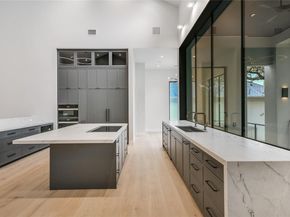 5217 S Scout Island CIR, Austin TX 78731