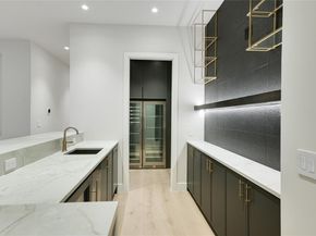 5217 S Scout Island CIR, Austin TX 78731