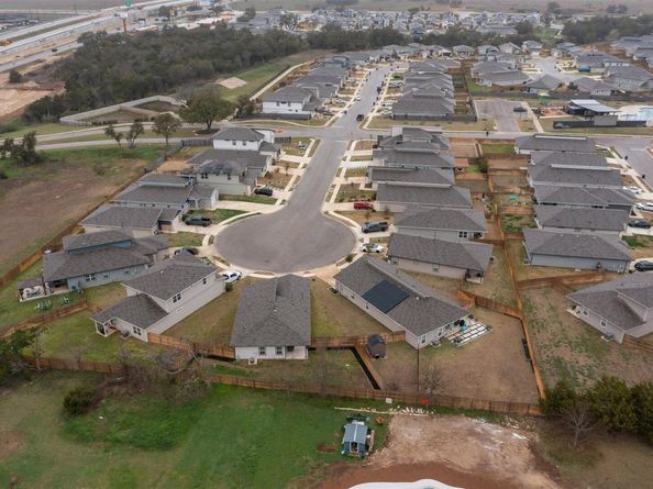 100 Deserti RD, Leander TX 78641