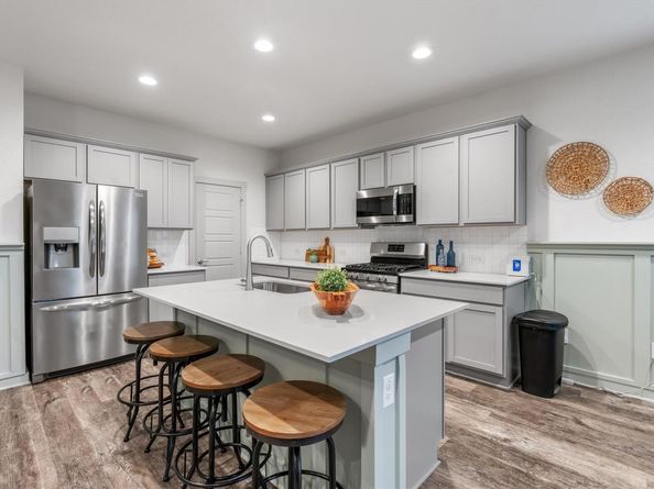 100 Deserti RD, Leander TX 78641