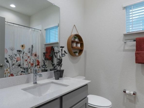 100 Deserti RD, Leander TX 78641