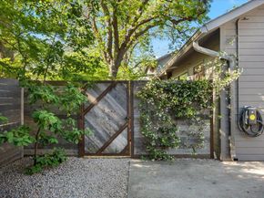 2500 E 3rd ST B, Austin TX 78702