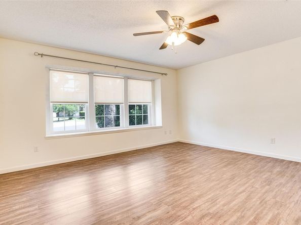 8104 Los Ranchos DR, Austin TX 78749