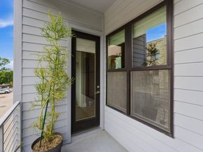 2712 S 5th ST B, Austin TX 78704