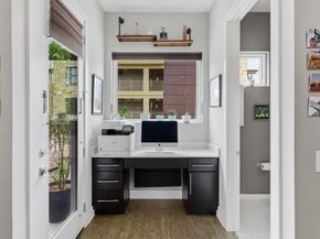 2712 S 5th ST B, Austin TX 78704