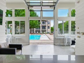 2712 S 5th ST B, Austin TX 78704