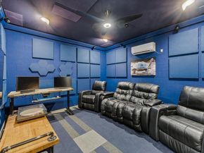 2712 S 5th ST B, Austin TX 78704