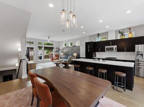 2712 S 5th ST B, Austin TX 78704
