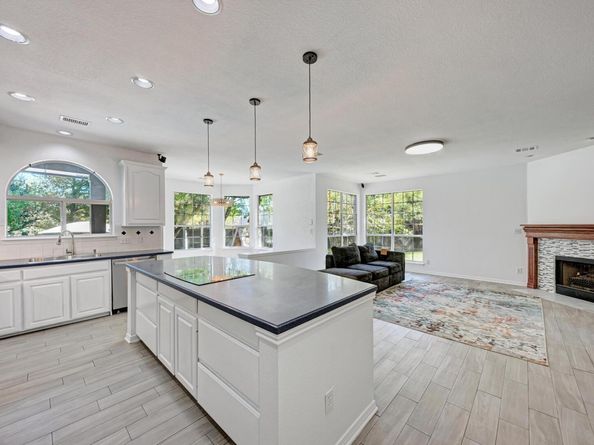 3300 Onion Hollow CV, Austin TX 78739