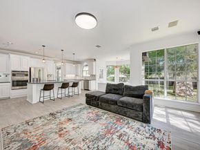 3300 Onion Hollow CV, Austin TX 78739