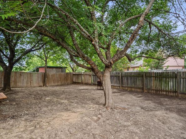 2012 Charlotte WAY, Round Rock TX 78664