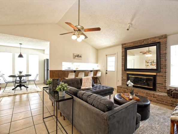 621 Buckskin DR, Round Rock TX 78681