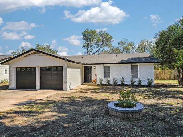 621 Buckskin DR, Round Rock TX 78681