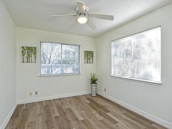 621 Buckskin DR, Round Rock TX 78681