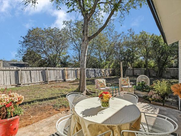 621 Buckskin DR, Round Rock TX 78681