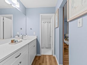 1240 Barton Hills DR 108, Austin TX 78704