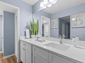 1240 Barton Hills DR 108, Austin TX 78704