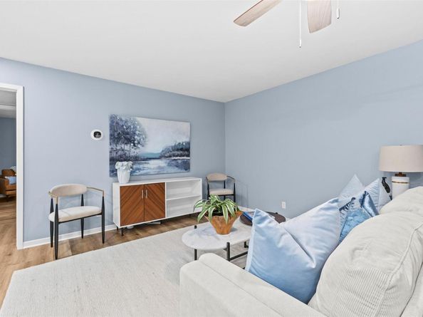 1240 Barton Hills DR 108, Austin TX 78704