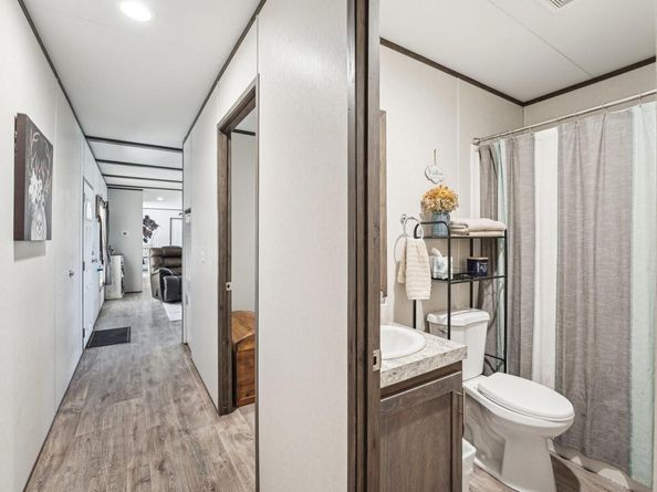 21472 Coyote TRL, Lago Vista TX 78645