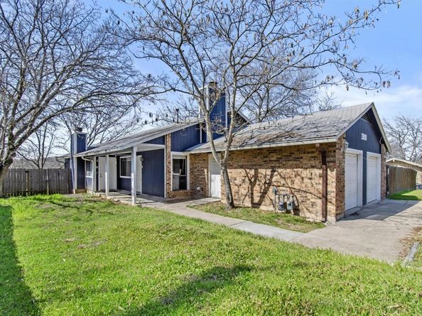 2800 Burleson RD, Austin TX 78741