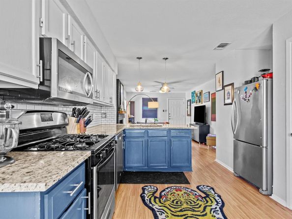 2800 Burleson RD, Austin TX 78741