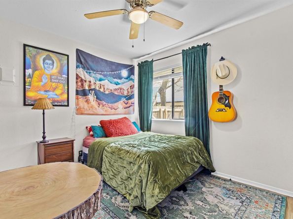 2800 Burleson RD, Austin TX 78741