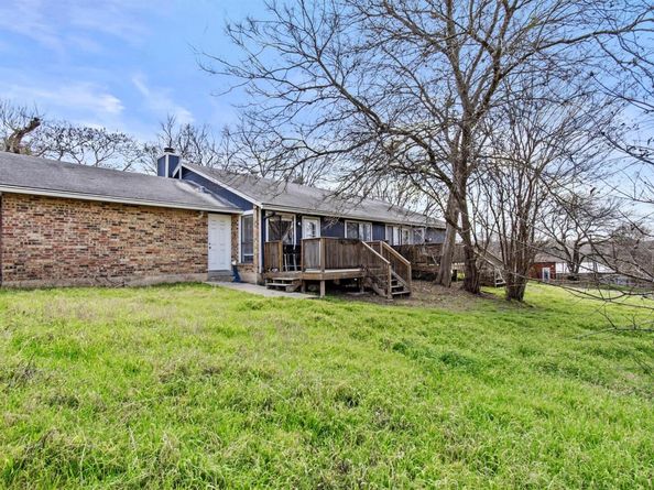 2800 Burleson RD, Austin TX 78741
