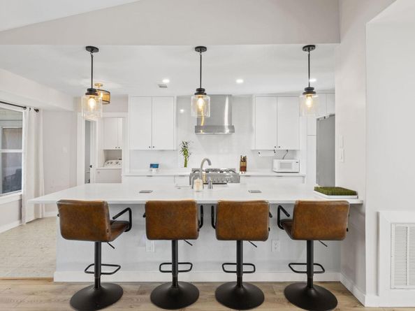 8007 Keneshaw DR, Austin TX 78745