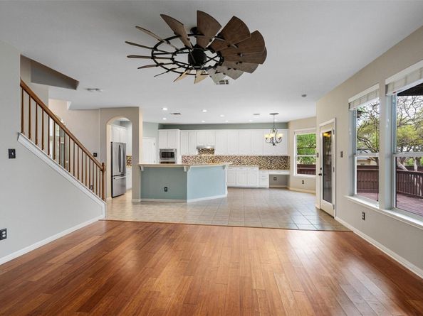 318 Ridge Run DR, Georgetown TX 78628