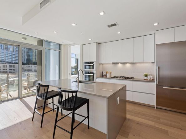 501 West Ave 705, Austin TX 78701