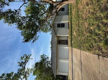 8528 Cornwall DR