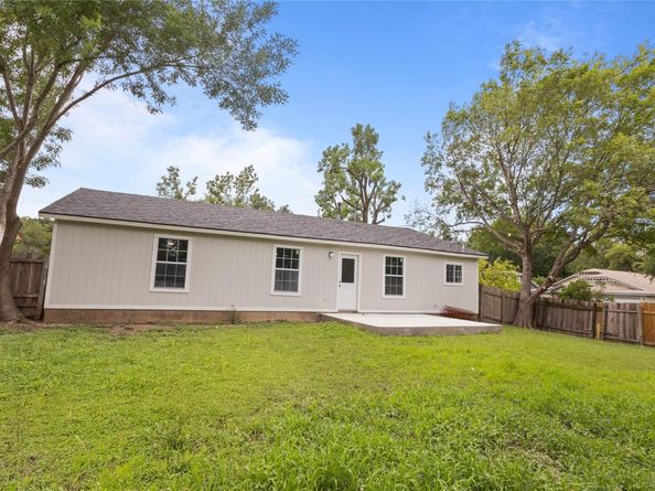 8528 Cornwall DR, Austin TX 78748
