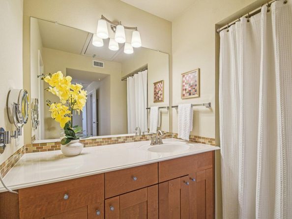 7685 Northcross DR 329, Austin TX 78757