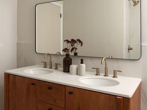 2710 Greenlawn PKWY, Austin TX 78757