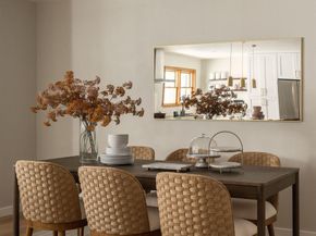 2710 Greenlawn PKWY, Austin TX 78757