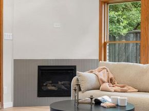 2710 Greenlawn PKWY, Austin TX 78757