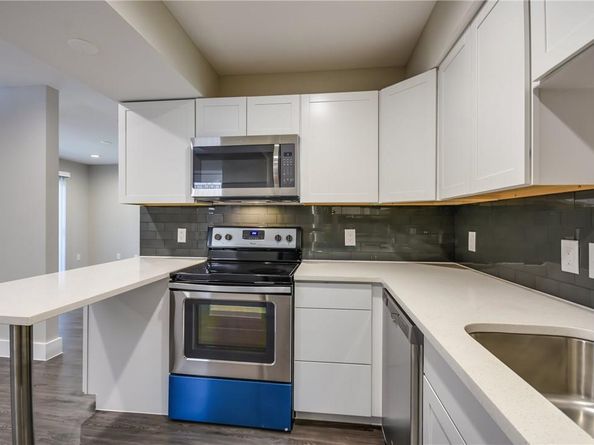935 La Posada DR 142, Austin TX 78752
