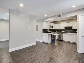 935 La Posada DR
