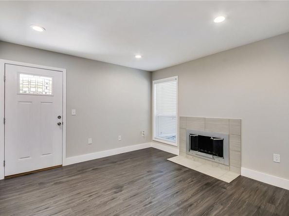 935 La Posada DR 142, Austin TX 78752
