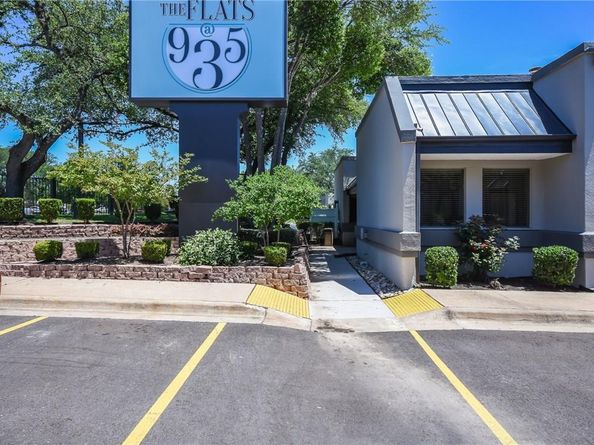 935 La Posada DR 142, Austin TX 78752