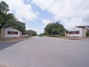 30013 Edgewood DR, Georgetown TX 78628