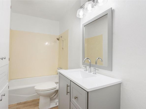 9100 Shepard DR, Austin TX 78753