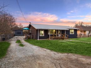 210 Fallwell ST, Liberty Hill TX 78642