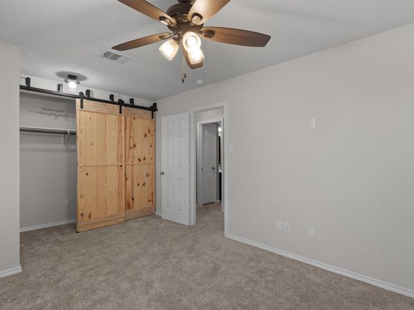 205 Talon Grasp TRL, Leander TX 78641