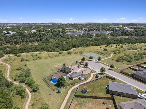 205 Talon Grasp TRL, Leander TX 78641