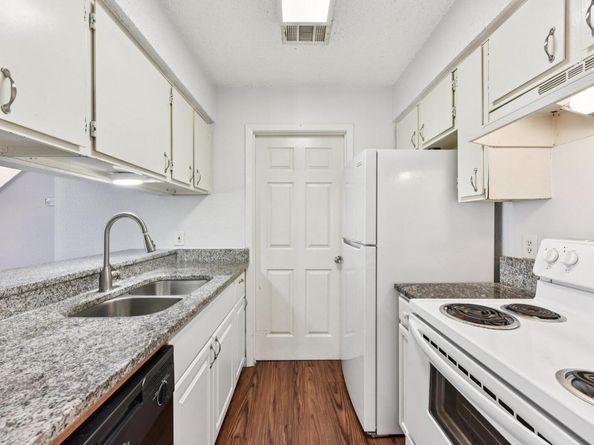 1210 Southport DR, Austin TX 78704