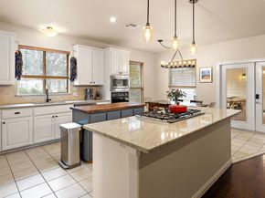 11001 River Plantation DR, Austin TX 78747