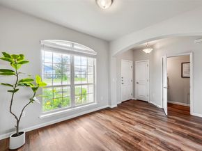 9816 Eloquence DR, Manor TX 78653